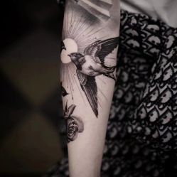 -见雾TATTOO STUDIO