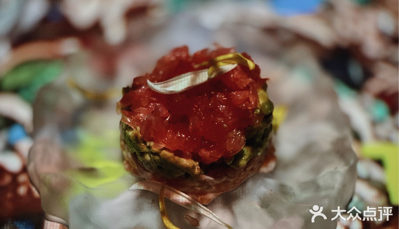 不能饿的肉｜米其林名菜加持的剧本杀