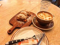 -玲婧胡同·生日蛋糕·餐厅(嘉里城店)