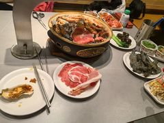 -山焱·炭火自助烤肉(周浦万达店)