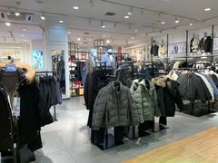 -三福时尚(三峡广场华夏银座店)