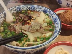 -兰州陈记牛肉面 ·烧烤· 铜锅涮肉(万达店)