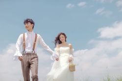 -雨墨婚纱摄影工作室