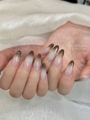 -花岐款式专研健康美甲沙龙