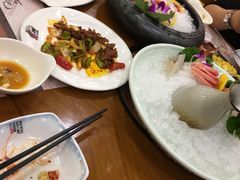 -青瓦餐厅·生鱼片·韩园烤肉(西塔店)