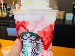 草莓轻乳酪星冰乐-星巴克(深圳领航里购物中心店)