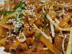 金牌干炒牛河-粤色·老广州茶餐厅(河南商会大厦店)