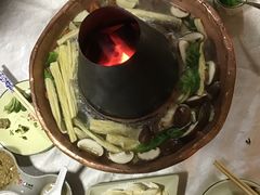 -羊家胡同·龙虾烧烤火锅(龙汇路店)