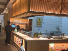 -蜜桃餐厅·伴山(湖滨商业街店)