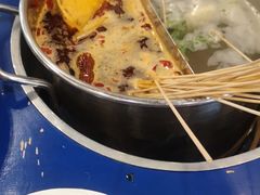 -马路边边串串香形象店(磐石路店)