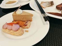 -圣丰索菲特·2 On 988 Café 自助餐厅