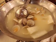 -万龙洲海鲜(大兴绿地缤纷城店)