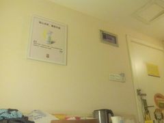 -7天酒店(上海江宁路地铁站玉佛寺店)