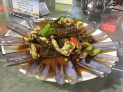 -四川小胡子海鲜(丁村万人海鲜广场店)