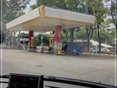 -冠德石油方兴达加油站