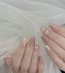 -悦指间美甲美睫美肤