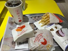 -麦当劳(世界城广场店)