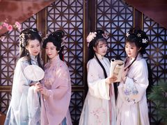 -九月鹰飞汉服摄影工作室