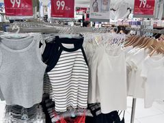 -优衣库(南京建邺万达广场店)