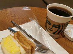 -星巴克(西安李家村万达店)