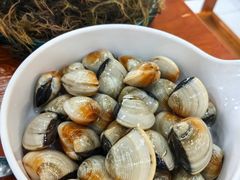 -老何家后安粉·糟粕醋海鲜火锅(三亚湾椰梦长廊店)