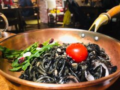 -I HOLIC艾豪丽披萨(KKone店)