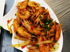 -覃记海鲜美食餐厅