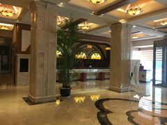 -山明水秀大饭店