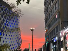 -宝龙城(杭州滨江店)