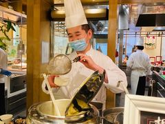 自助取餐区-济南香格里拉·咖啡泉自助餐厅