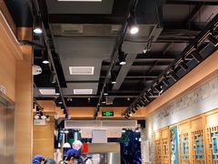 大堂-茶颜悦色(嘉顿一楼吉时赏味游园会店)