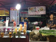 -芒果糯米饭摊子