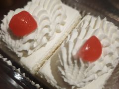 -红宝石·鲜奶小方·海派西点房(联洋店)