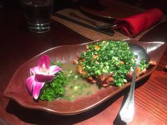 大理风味葱椒鸡-花马天堂云南餐厅 Lost Heaven(高邮路店)