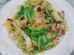 头菜爆螺片-橄榄季酒店