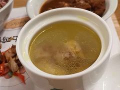 -老乡鸡(上海白玉兰广场店)
