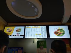 -螺小胖柳州螺蛳粉(钟楼总店)