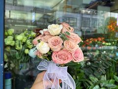 -亭亭鲜花店(中山北路店)