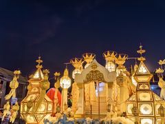 -皇家田广场(อนุสาวรีย์ทหารอาสา)