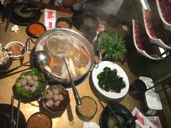 -左庭右院鲜牛肉火锅(金山万达店)