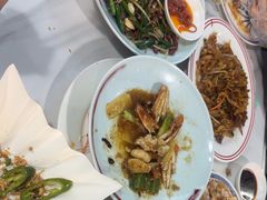 -明本湛江鸡•海鲜小厨(陈家祠店)