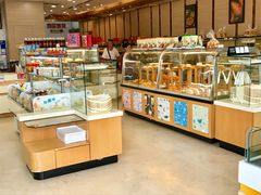 面包甜点陈列柜-长发西饼(临顿路店)
