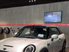 -上海普陀宝诚MINI4S店(红柳路店)