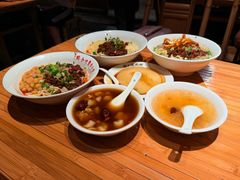 -周小波重庆小面·重庆名小吃(邹容路店)