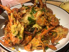 -虾弄弄海派小龙虾·牛羊蝎子火锅