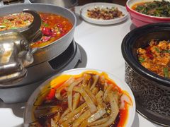 -万重锦·人文川菜馆(骡马市店)