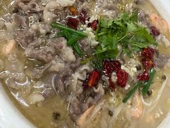 酸汤肥牛-无招牌