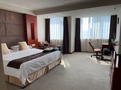 -爱时特套房酒店(会展中心远洋城店)