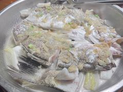 -凤阁楼果木烧鹅(鹤山陈山店)