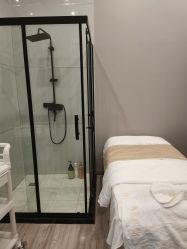 -菩羽·专业美胸·连锁养护中心